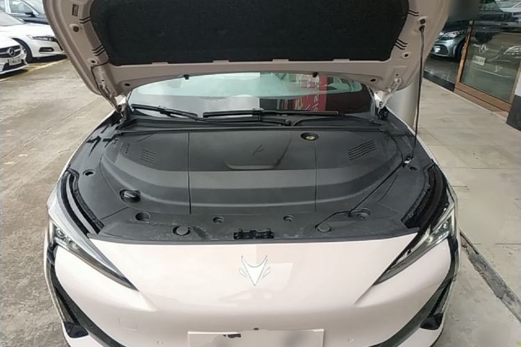 Used ARCFOX Alpha S5 2024 560MAX 185kW Engine Bay