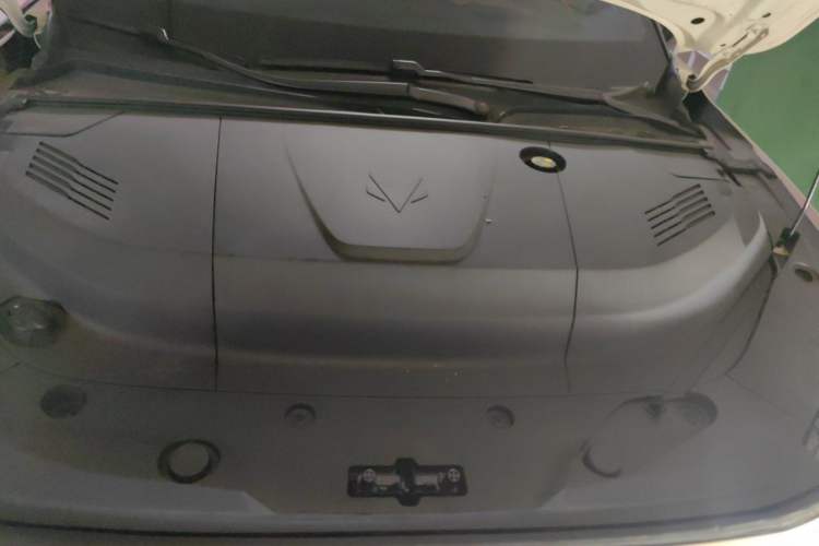 Used ARCFOX Alpha S5 2024 560MAX 185kW Engine Bay