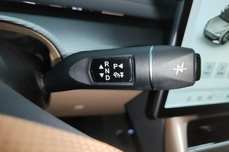 Used ARCFOX Alpha S5 2024 560PRO 185kW Gear Lever