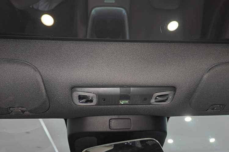 Used ARCFOX Alpha S5 2024 708MAX 200kW Headliner