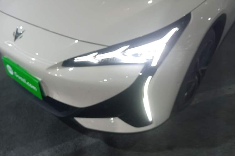 Used ARCFOX Alpha S5 2024 708MAX 200kW Left Front Headlight