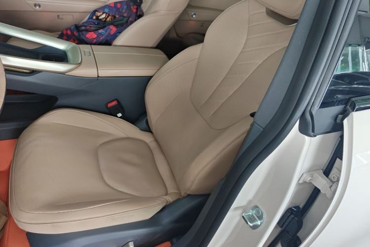 Used ARCFOX Alpha S5 2024 560MAX 185kW Left Front Seat