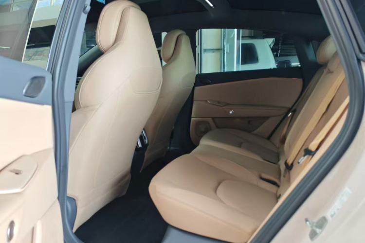 Used ARCFOX Alpha S5 2024 560MAX 185kW Left Rear Seat