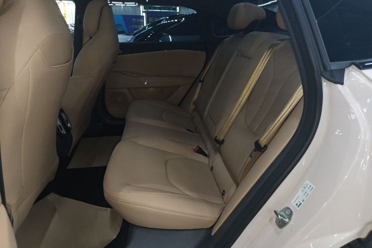 Used ARCFOX Alpha S5 2024 708MAX 200kW Left Rear Seat