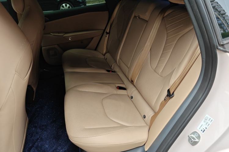 Used ARCFOX Alpha S5 2024 708MAX 200kW Left Rear Seat