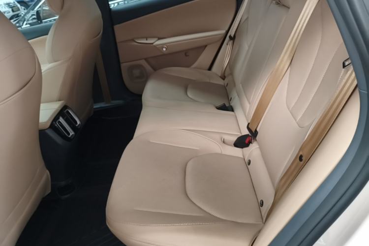 Used ARCFOX Alpha S5 2024 560PRO 185kW Left Rear Seat