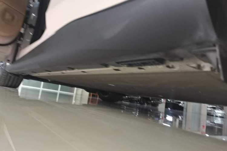 Used ARCFOX Alpha S5 2024 560MAX 185kW Left Side Sill