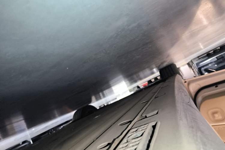 Used ARCFOX Alpha S5 2024 560PRO 185kW Left Side Sill