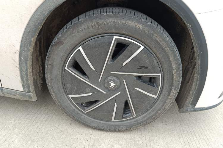 Used ARCFOX Alpha S5 2024 560PRO 185kW Right Front Wheel Hub