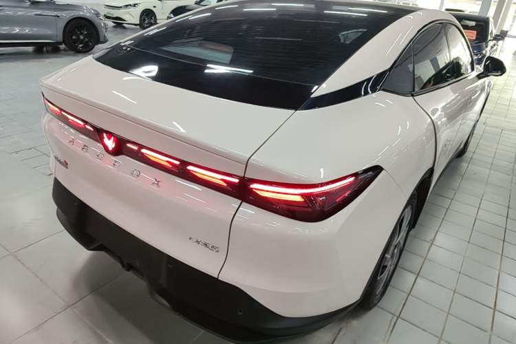 Used ARCFOX Alpha S5 2024 560PRO 185kW Rear Right 45 Deg
