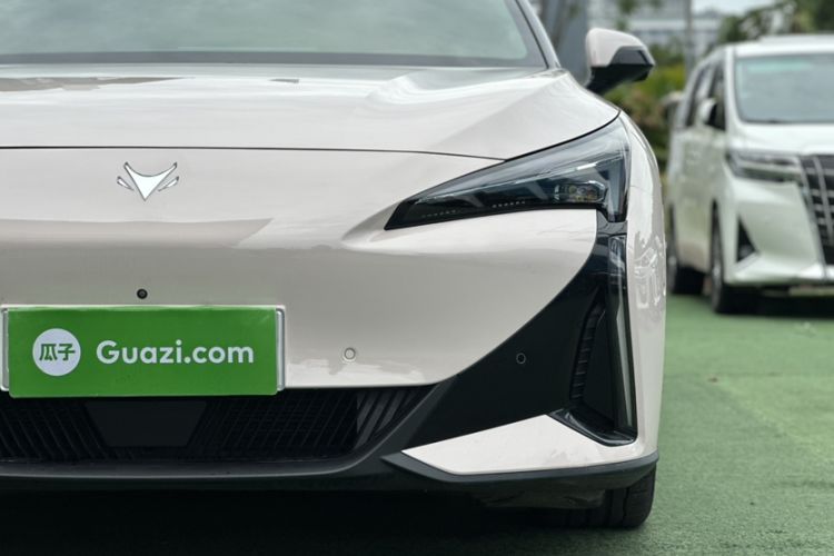 Used ARCFOX Alpha S5 2024 560MAX 185kW Exterior 11