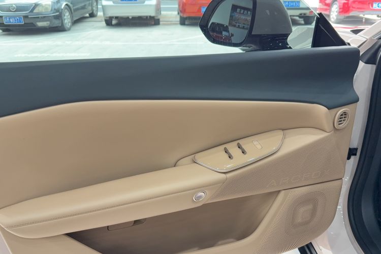 Used ARCFOX Alpha S5 2024 560PRO 185kW Interior 2