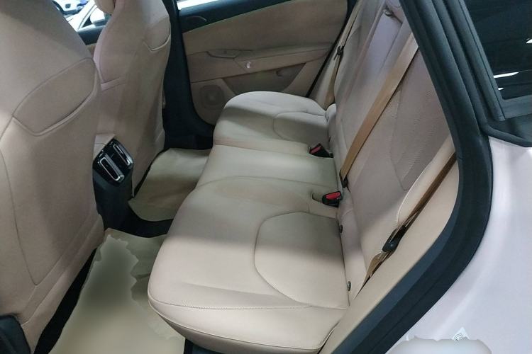 Used ARCFOX Alpha S5 2024 708MAX 200kW Interior 4