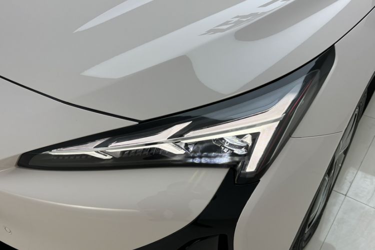 Used ARCFOX Alpha S5 2024 560PRO 185kW Left Front Headlight