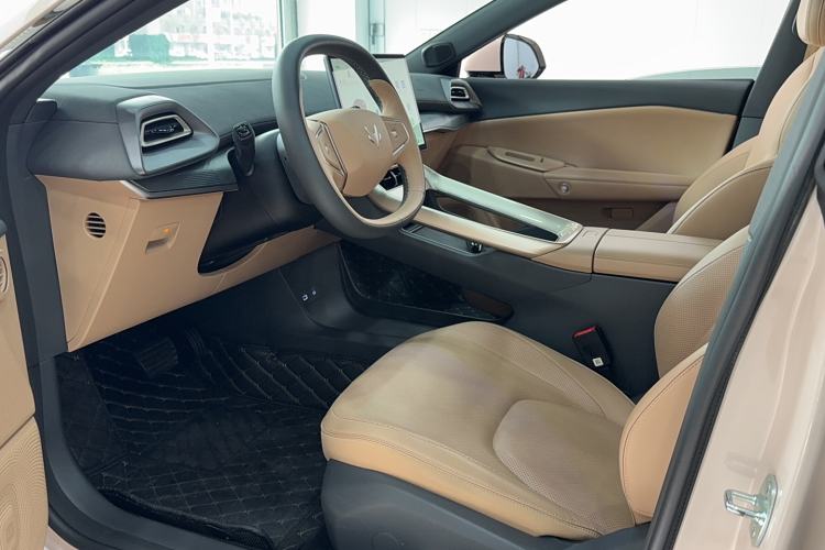 Used ARCFOX Alpha S5 2024 560PRO 185kW Left Front Seat