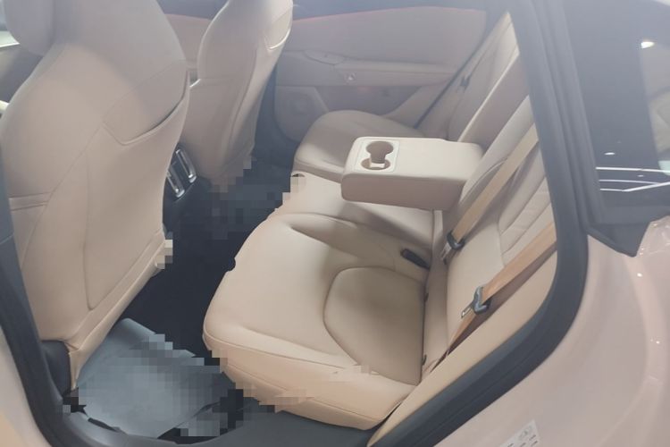Used ARCFOX Alpha S5 2024 708MAX 200kW Left Rear Seat