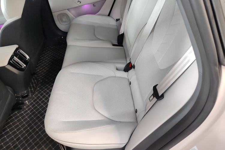 Used ARCFOX Alpha S5 2024 708MAX 200kW Left Rear Seat
