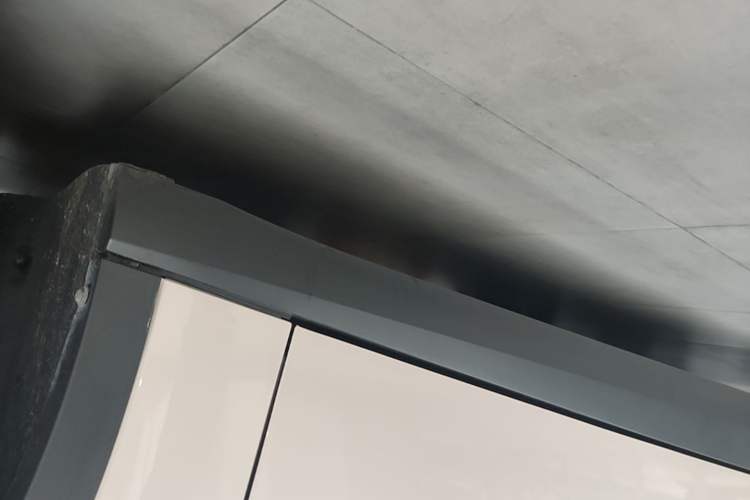 Used ARCFOX Alpha S5 2024 708MAX 200kW Right Side Sill