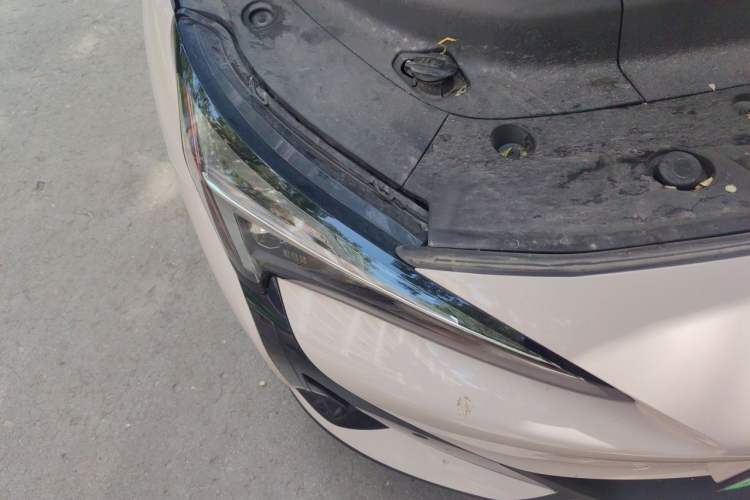 Used ARCFOX Alpha S5 2024 708MAX 200kW Right Front Headlight