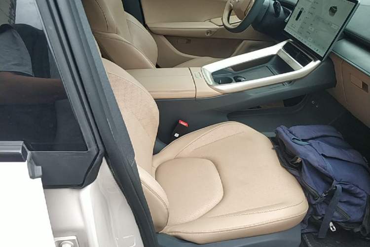 Used ARCFOX Alpha S5 2024 560PRO 185kW Right Front Seat