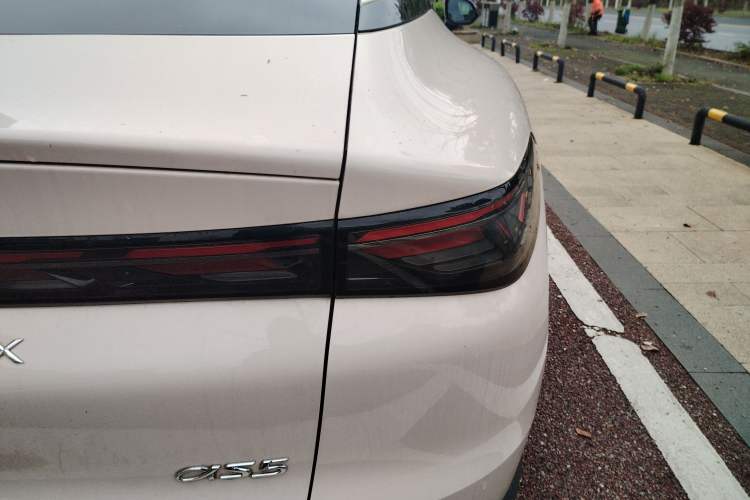 Used ARCFOX Alpha S5 2024 560PRO 185kW Right Rear Taillight