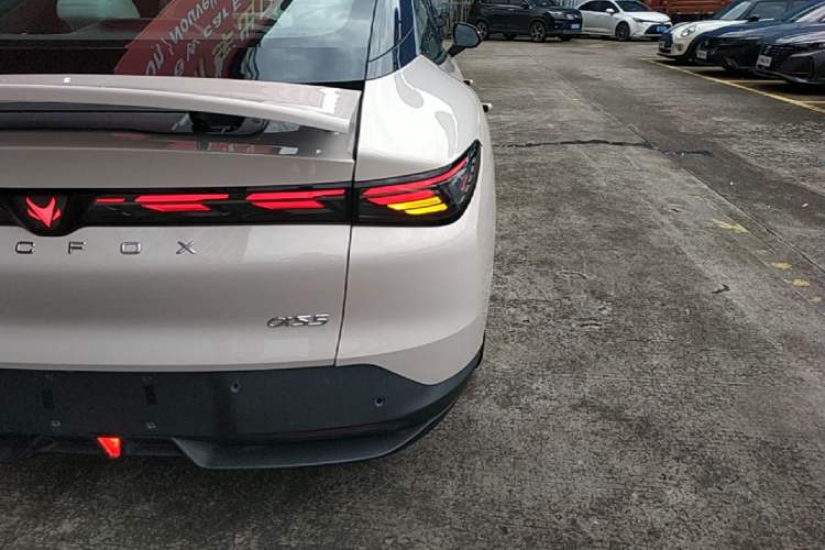 Used ARCFOX Alpha S5 2024 560MAX 185kW Right Rear Taillight