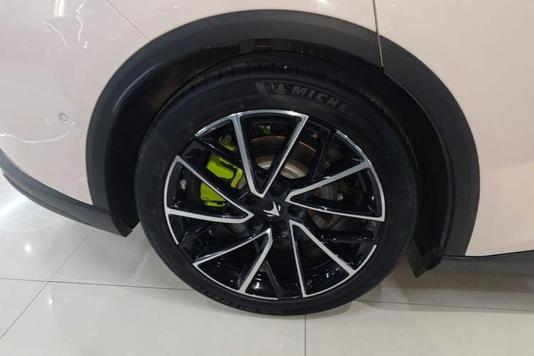 Used ARCFOX Alpha S5 2024 708MAX 200kW Right Rear Wheel Hub