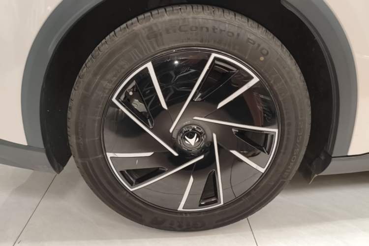 Used ARCFOX Alpha S5 2024 560PRO 185kW Right Rear Wheel Hub