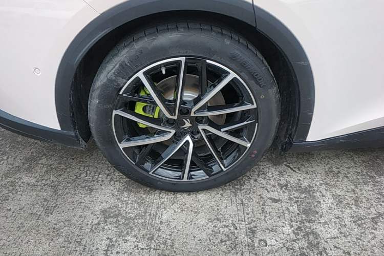 Used ARCFOX Alpha S5 2024 560MAX 185kW Right Rear Wheel Hub