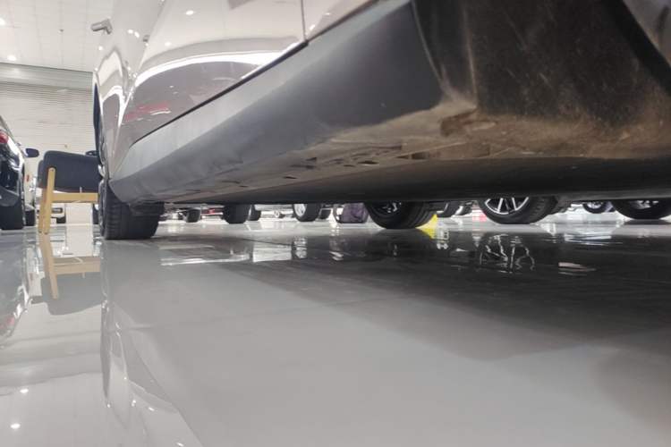 Used ARCFOX Alpha S5 2024 708MAX 200kW Right Side Sill