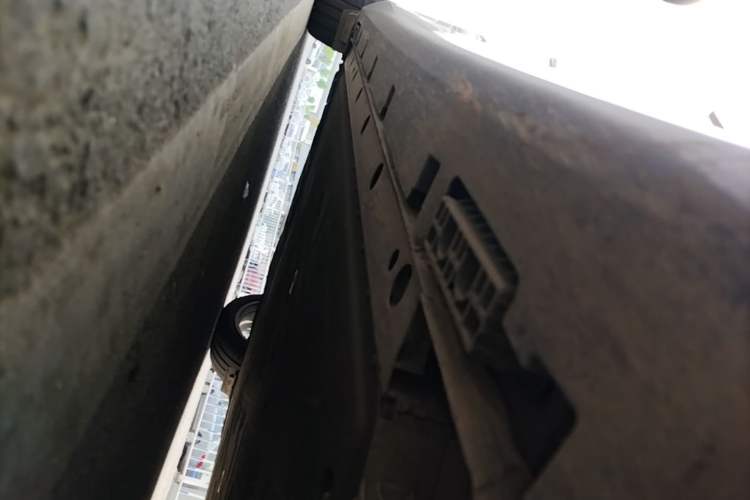 Used ARCFOX Alpha S5 2024 708MAX 200kW Right Side Sill