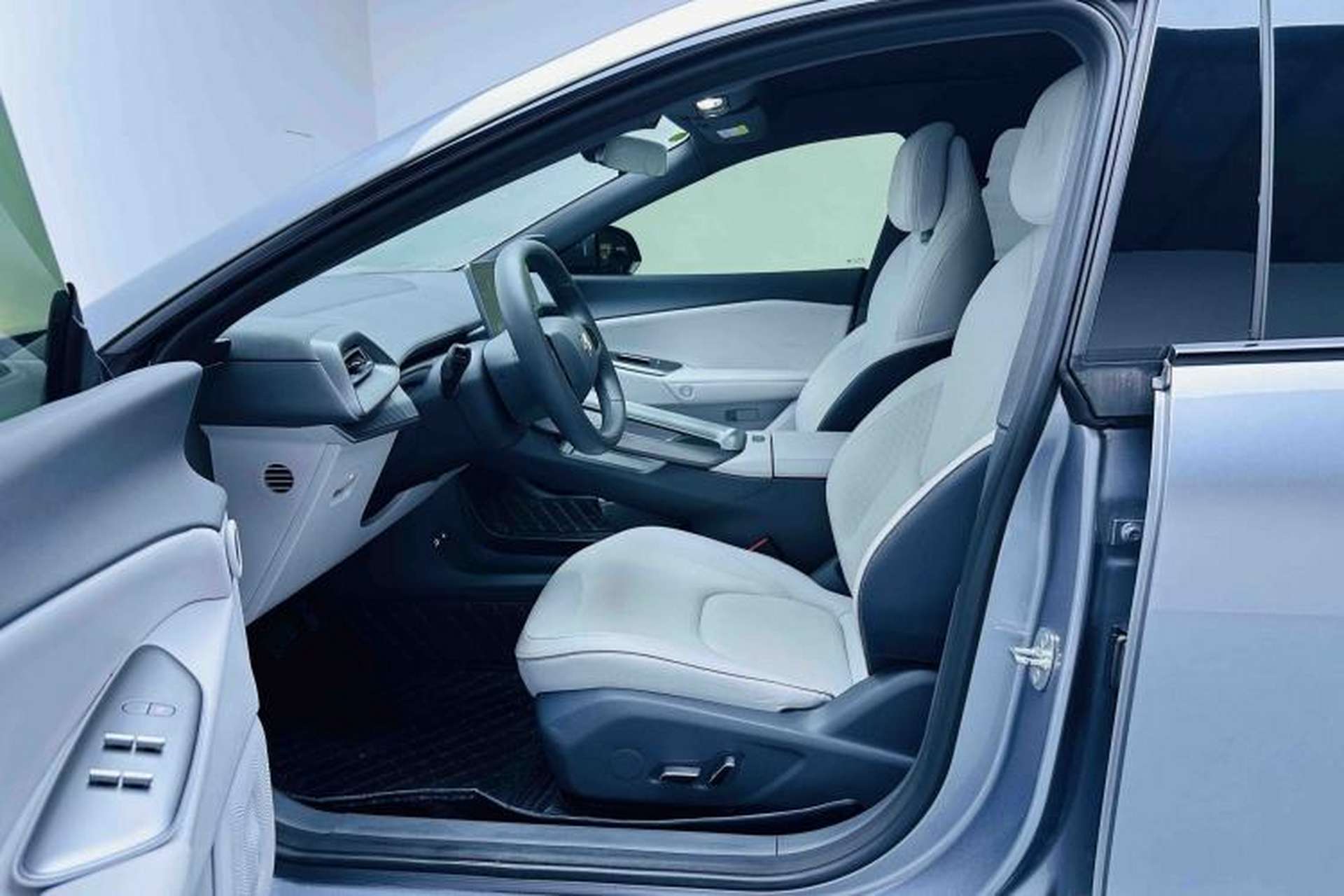 Used ARCFOX Alpha S5 2024 560PRO 185kW Driver Seat