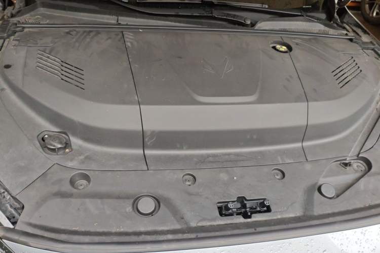 Used ARCFOX Alpha S5 2024 560PRO 185kW Engine Bay