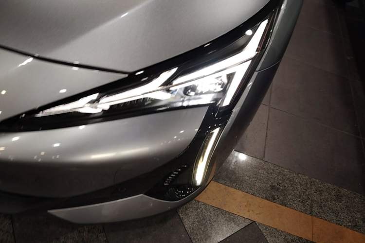 Used ARCFOX Alpha S5 2024 560MAX 185kW Left Front Headlight