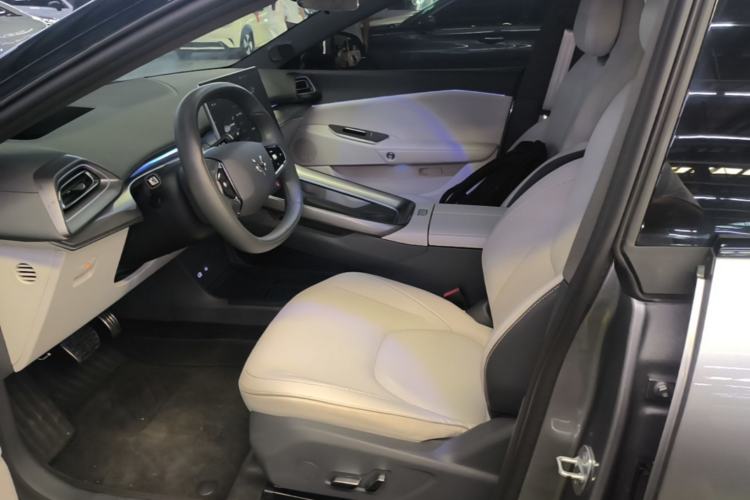 Used ARCFOX Alpha S5 2024 560MAX 185kW Left Front Seat