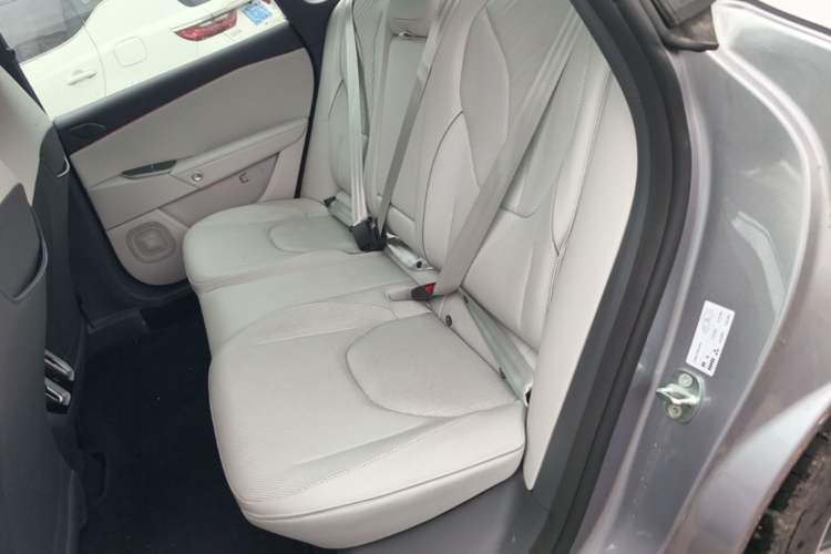 Used ARCFOX Alpha S5 2024 708MAX 200kW Left Rear Seat