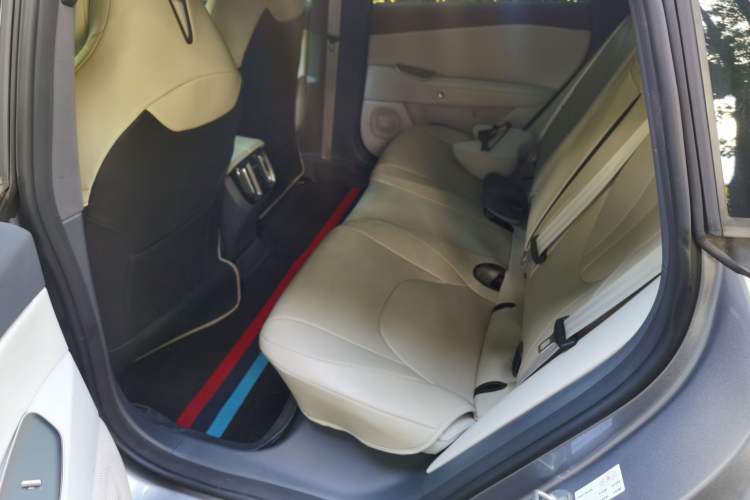 Used ARCFOX Alpha S5 2024 560PRO 185kW Left Rear Seat