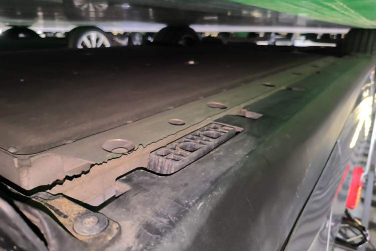 Used ARCFOX Alpha S5 2024 560MAX 185kW Left Side Sill