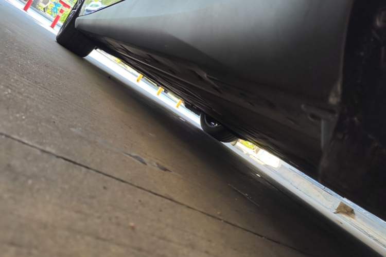 Used ARCFOX Alpha S5 2024 560MAX 185kW Left Side Sill
