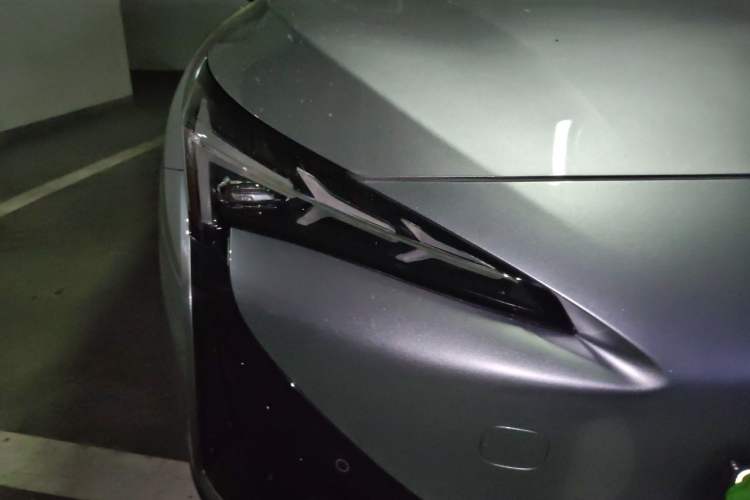 Used ARCFOX Alpha S5 2024 560PRO 185kW Right Front Headlight
