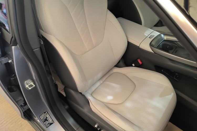 Used ARCFOX Alpha S5 2024 560MAX 185kW Right Front Seat