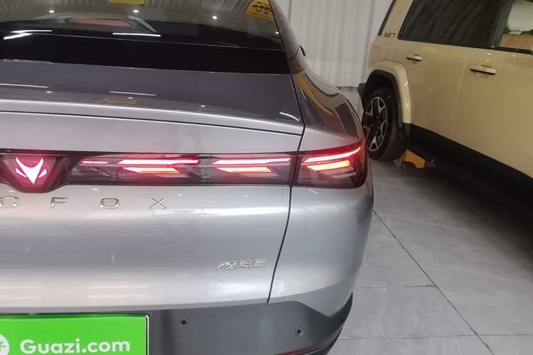 Used ARCFOX Alpha S5 2024 708MAX 200kW Right Rear Taillight
