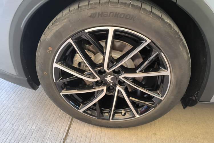 Used ARCFOX Alpha S5 2024 560MAX 185kW Right Rear Wheel Hub