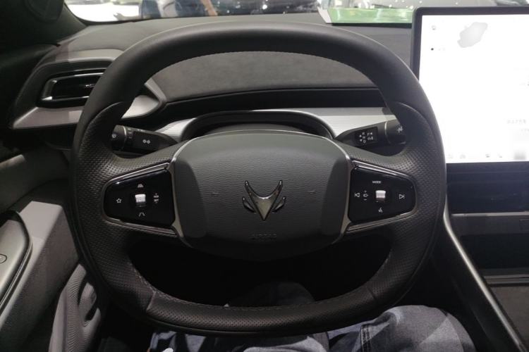 Used ARCFOX Alpha S5 2024 560PRO 185kW Steering Wheel