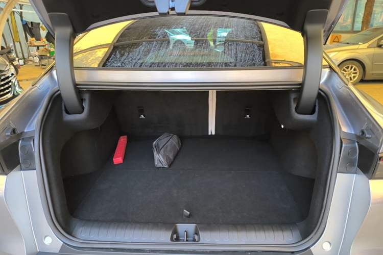 Used ARCFOX Alpha S5 2024 560MAX 185kW Trunk