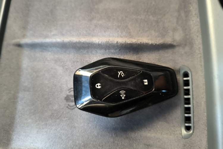 Used ARCFOX Alpha S5 2024 560MAX 185kW Vehicle Key
