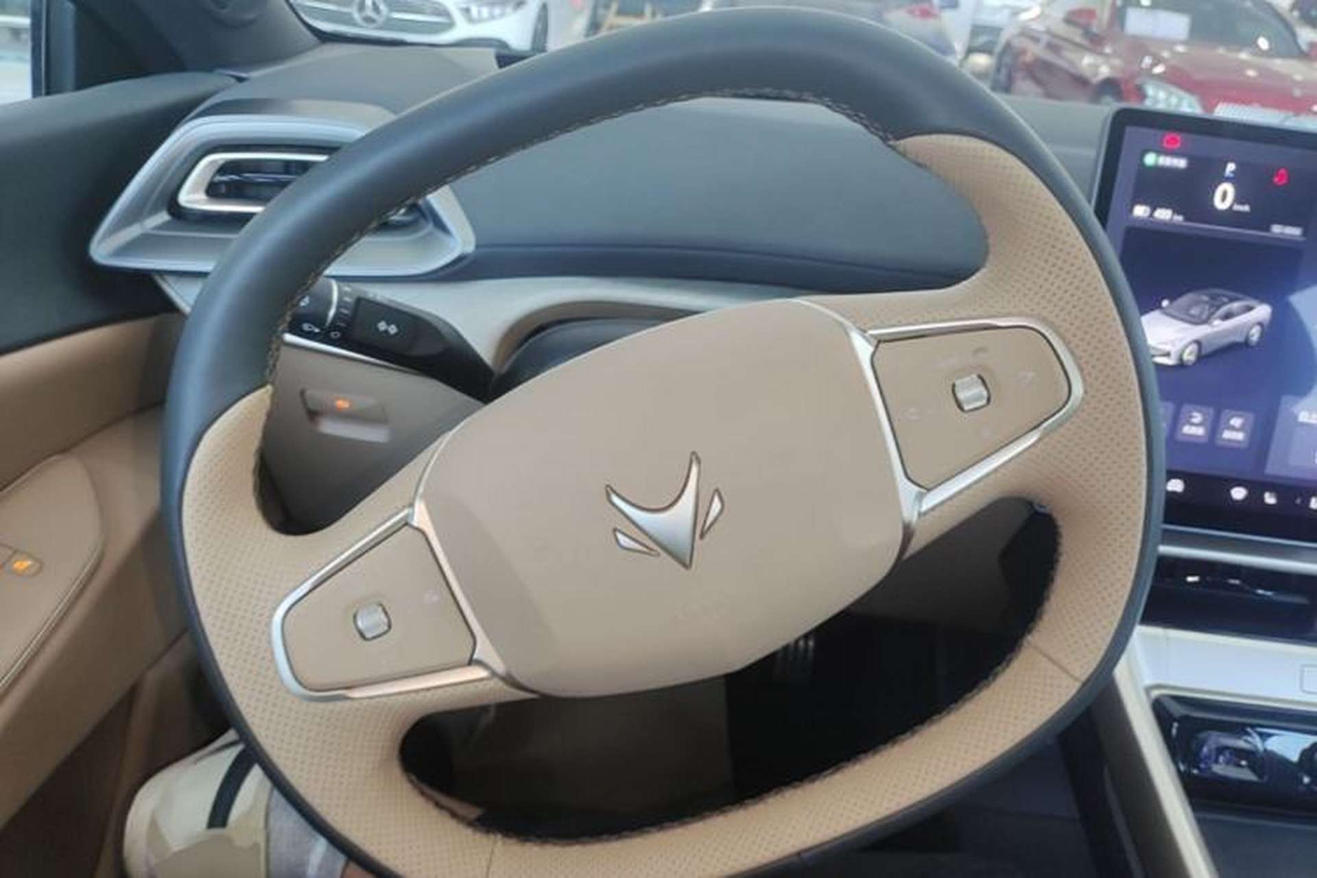 Used ARCFOX Alpha S5 2024 708MAX 200kW Steering Wheel