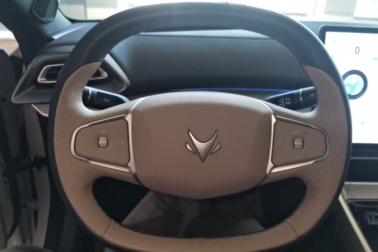 Used ARCFOX Alpha S5 2024 708MAX 200kW Steering Wheel