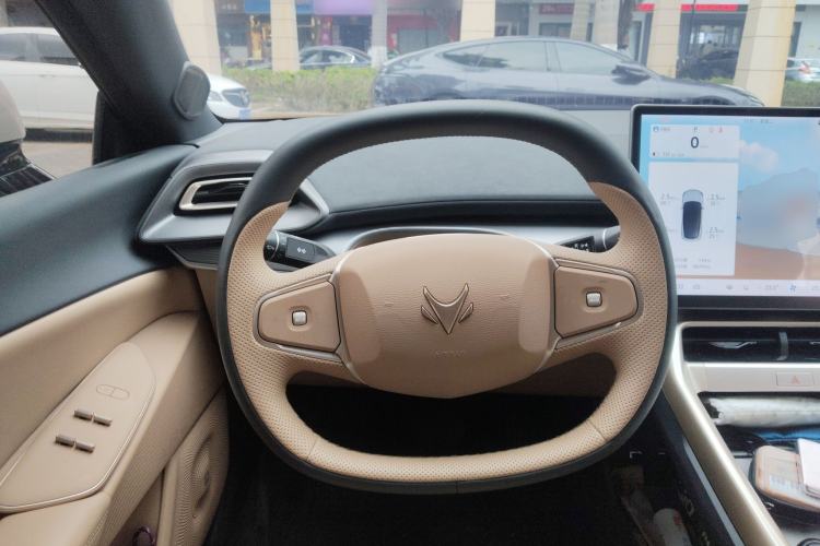 Used ARCFOX Alpha S5 2024 560PRO 185kW Steering Wheel