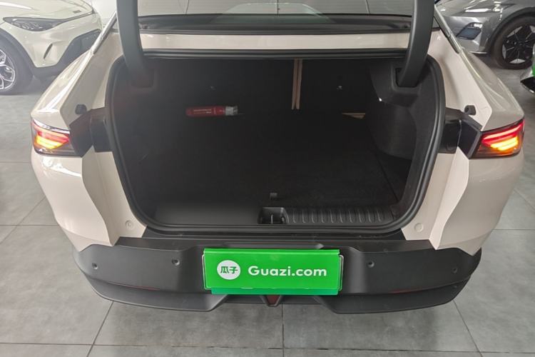 Used ARCFOX Alpha S5 2024 560MAX 185kW Trunk